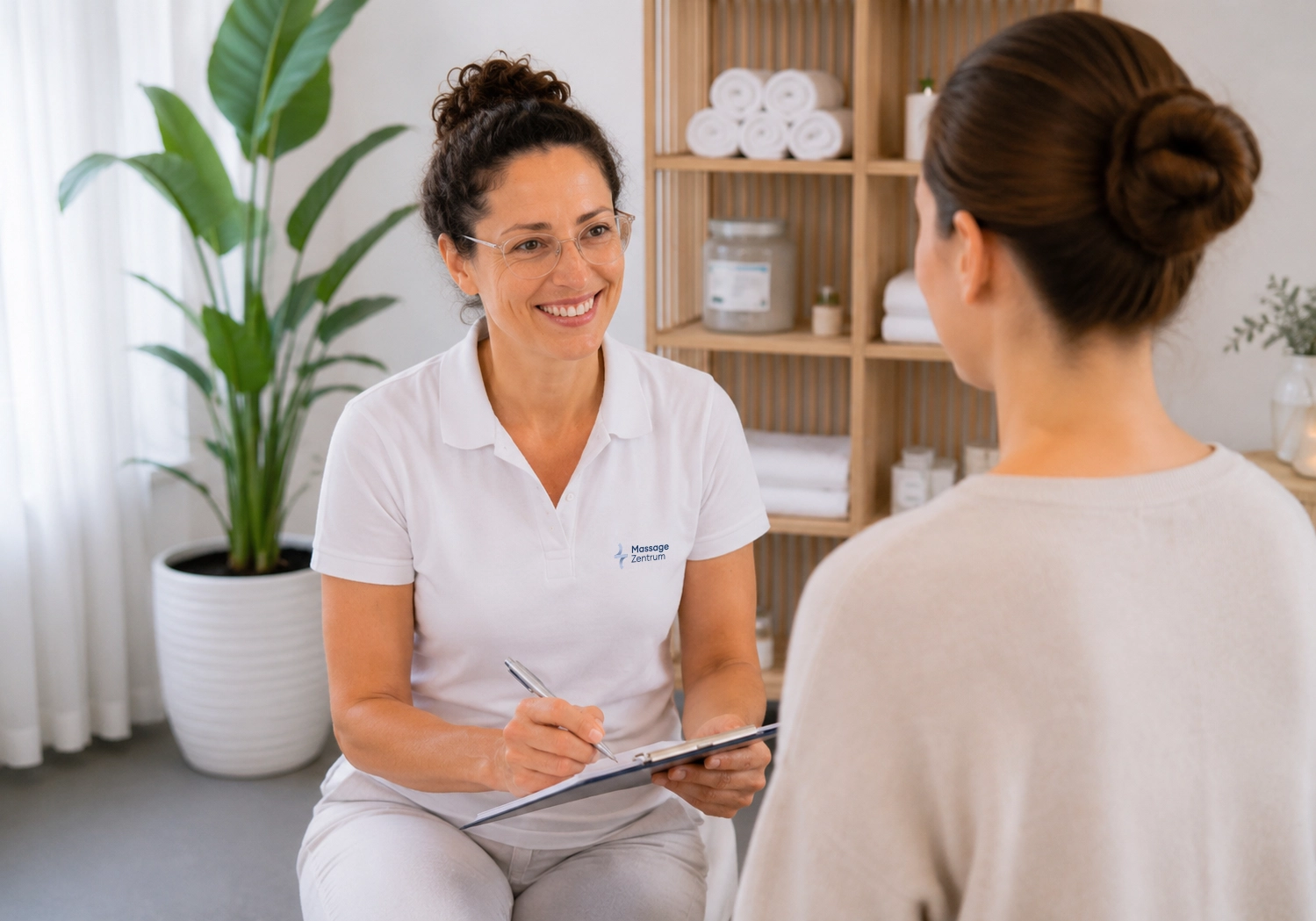 Auf das Anliegen abgestimmte Massagebehandlung beim Massage Zentrum Glattbrugg