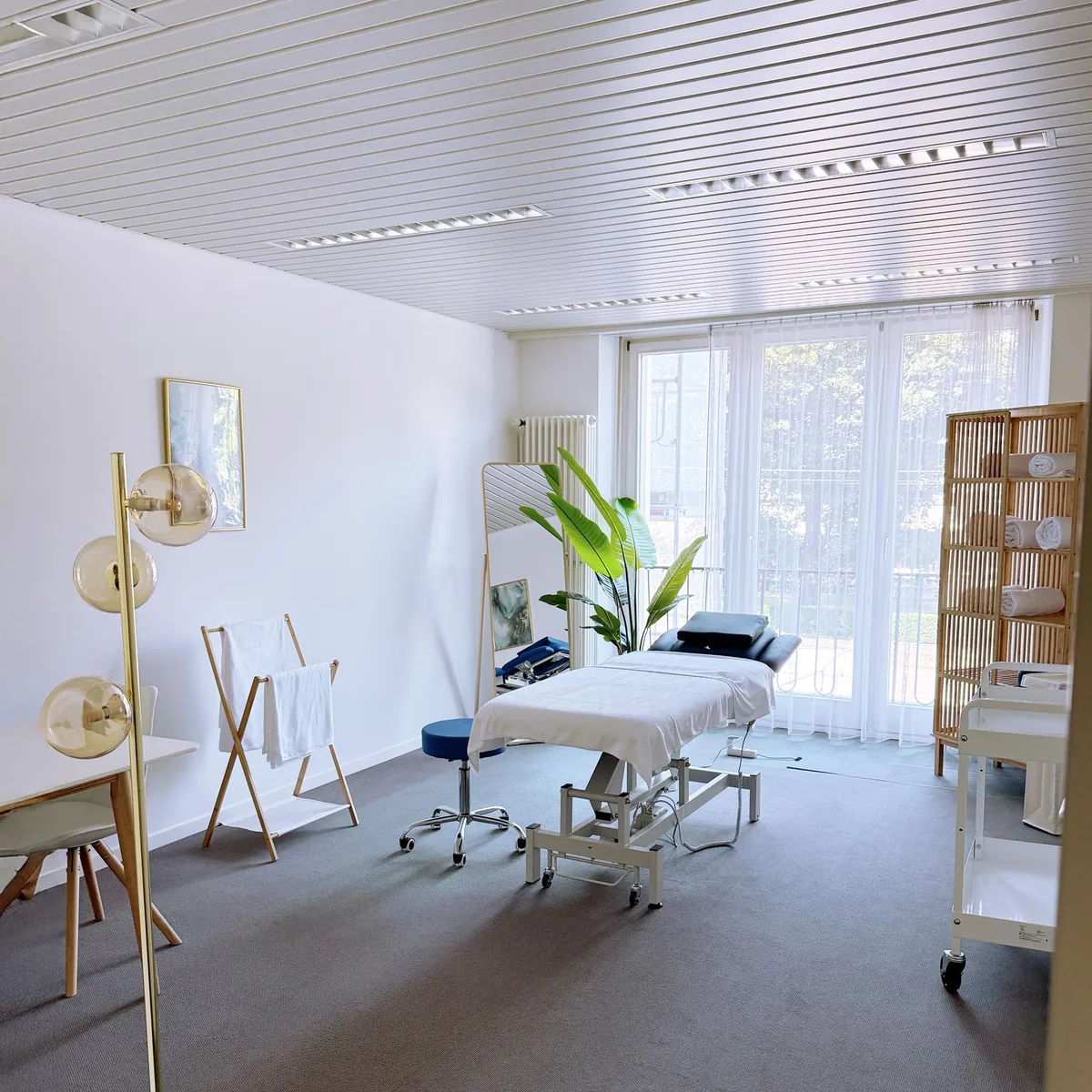 Praxisraum des Massage Zentrum Glattbrugg